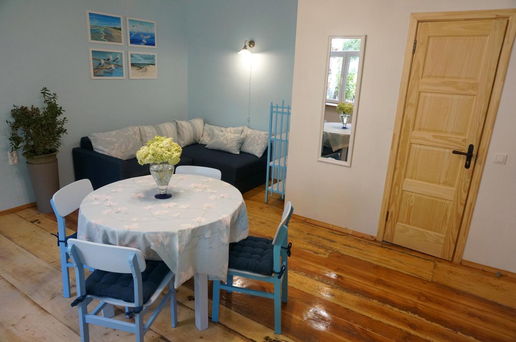 Uliha Apartamenti Liepāja Buitenkant foto